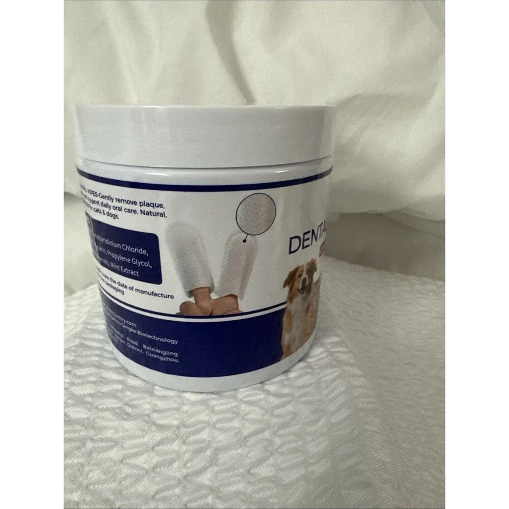 Wellix Dog Cat Dental Finger Wipes 100 Count. Pack of 1